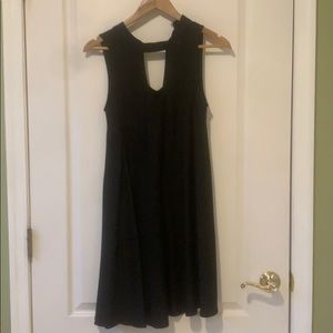 Black shift dress with keyhole M
